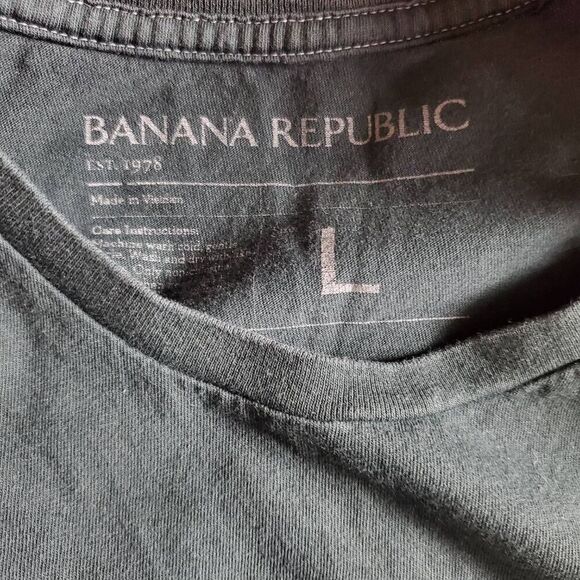 Banana Republic Embroidered Bear Pocket T-Shirt Men’s Large Green - Picture 4 of 6